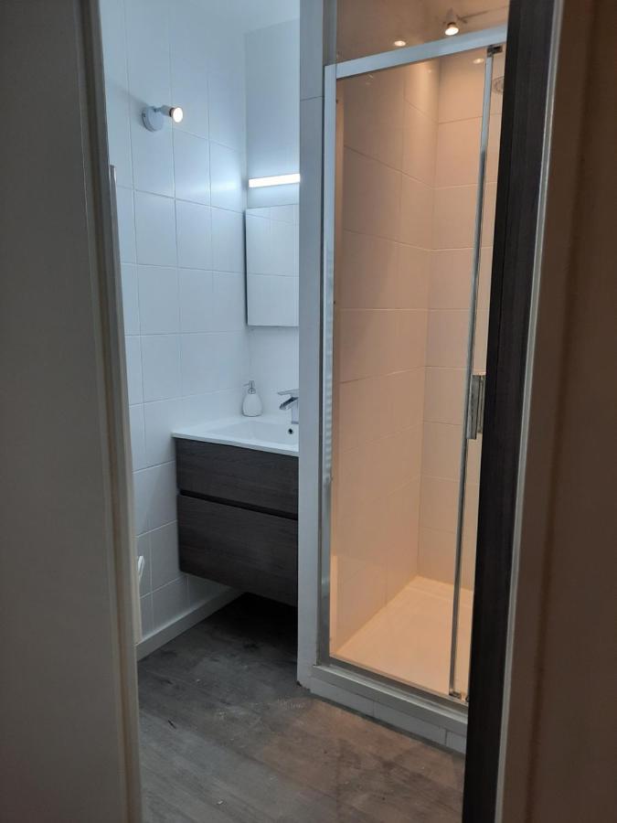 4-star Beachfront Appartment- Sea View Appartamento Cannes